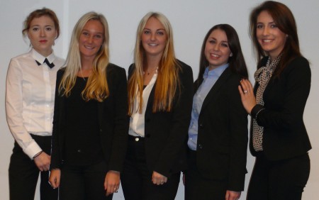De dames van het Eventmanagement, de sponsorcommissie en de Housekeeping